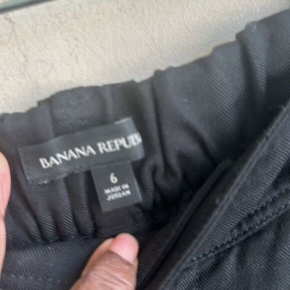 Banana Republic Black Cargo Pants 6 - Picture 6 of 7